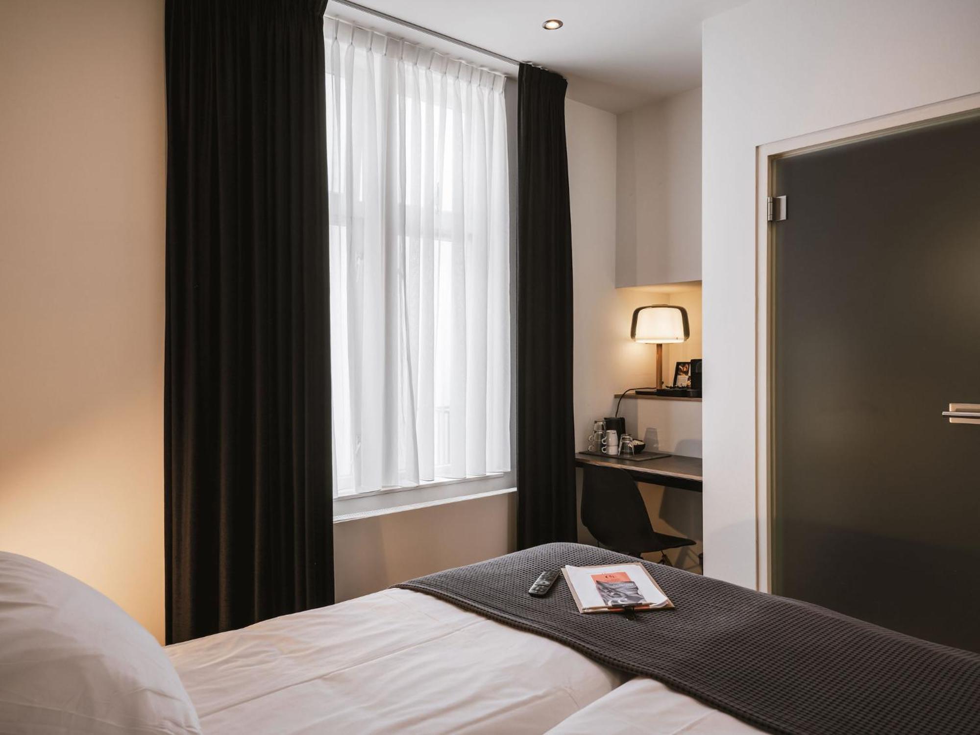Strandhotel Domburg Exterior photo
